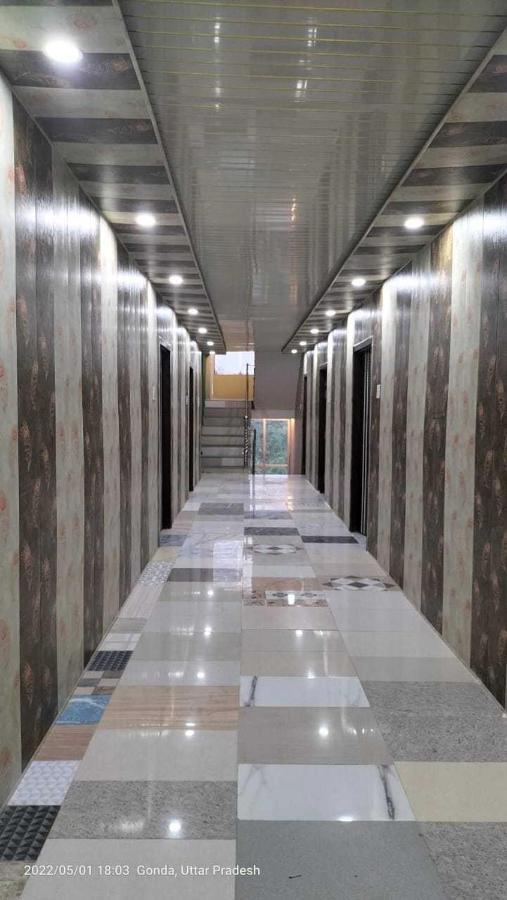 Oyo Mosaic Hotel And Restaurant Gonda ภายนอก รูปภาพ